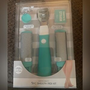 Brand new 5 piece pedicure set